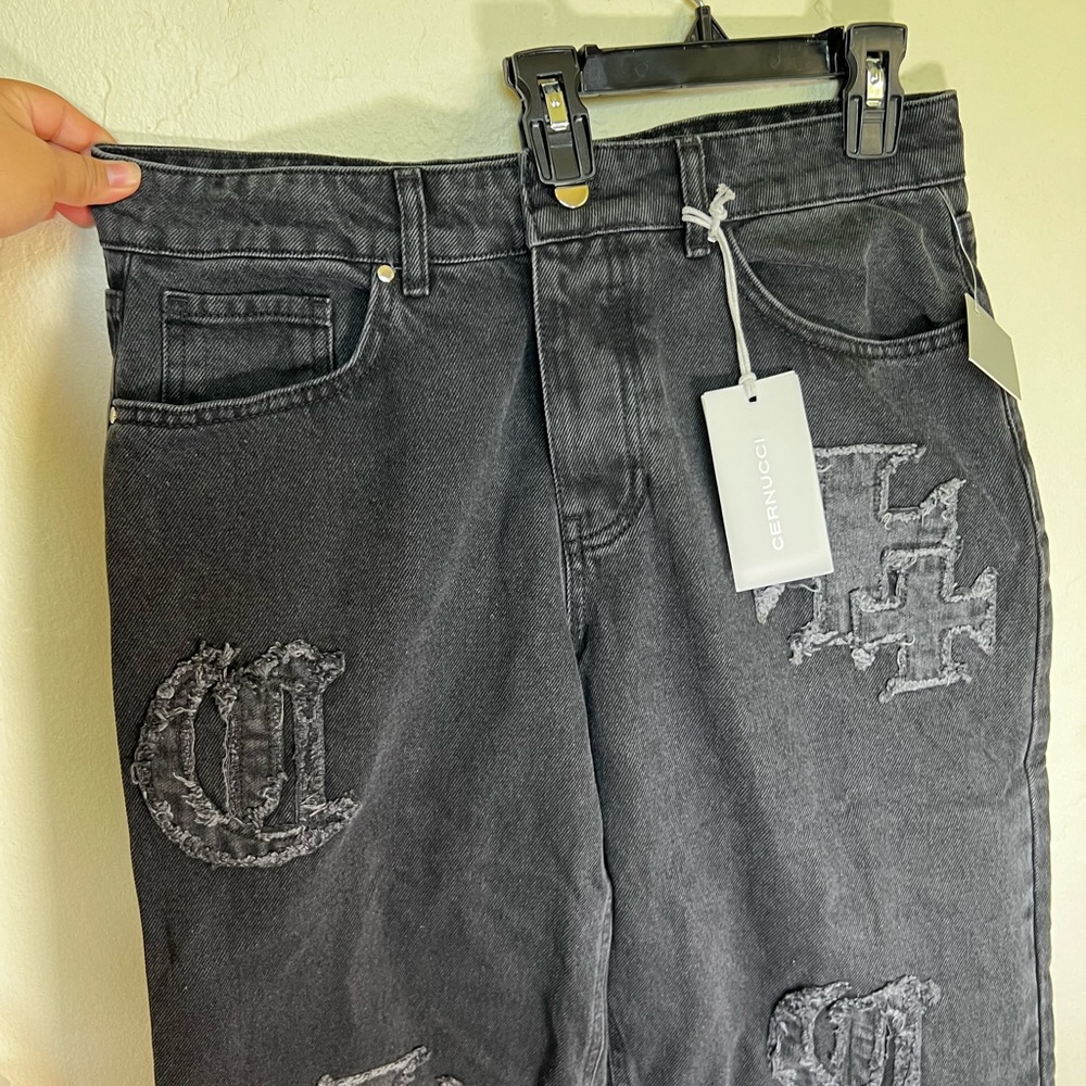 Relaxed Black Jeans with Solid Wash and Decorative Front